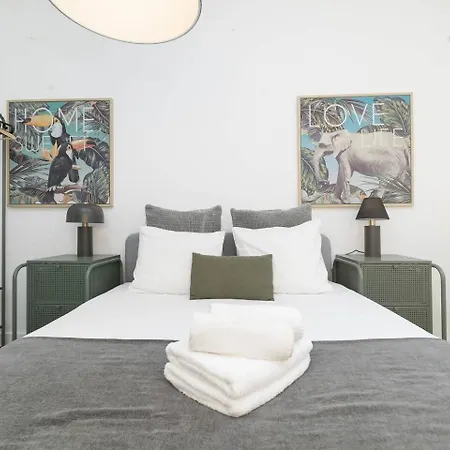 Apartament Hideaway Near The River *
