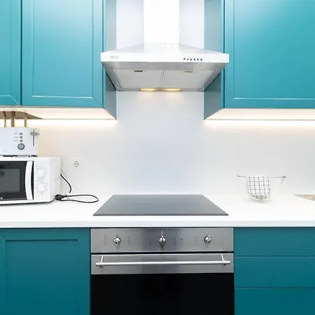 Hideaway Near The River Лиссабон