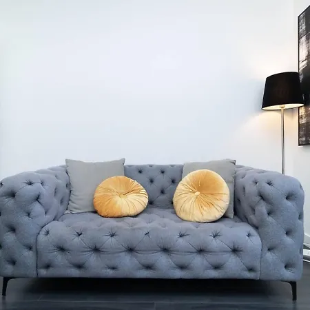 Hideaway Near The River * ליסבון